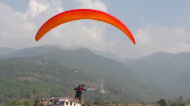 Tips for First-Time Paragliders